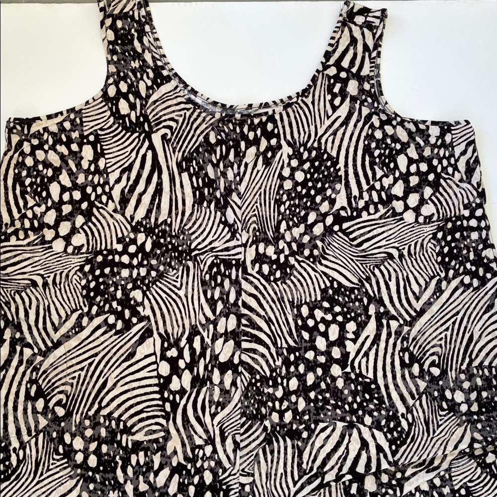 Attitudes by Renee Black and Cream Patterned Wide Leg Sleeveless Jumper 3XP - Picture 11 of 15
